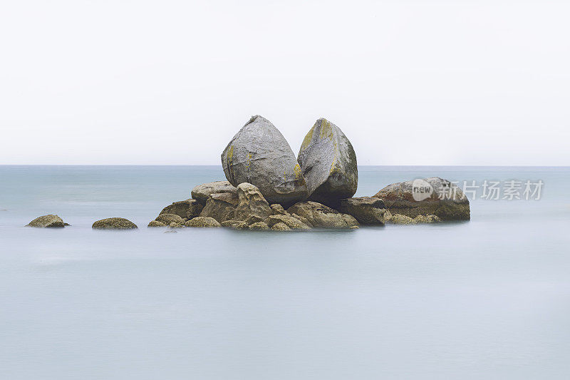 Split Apple Rock，新西兰南岛